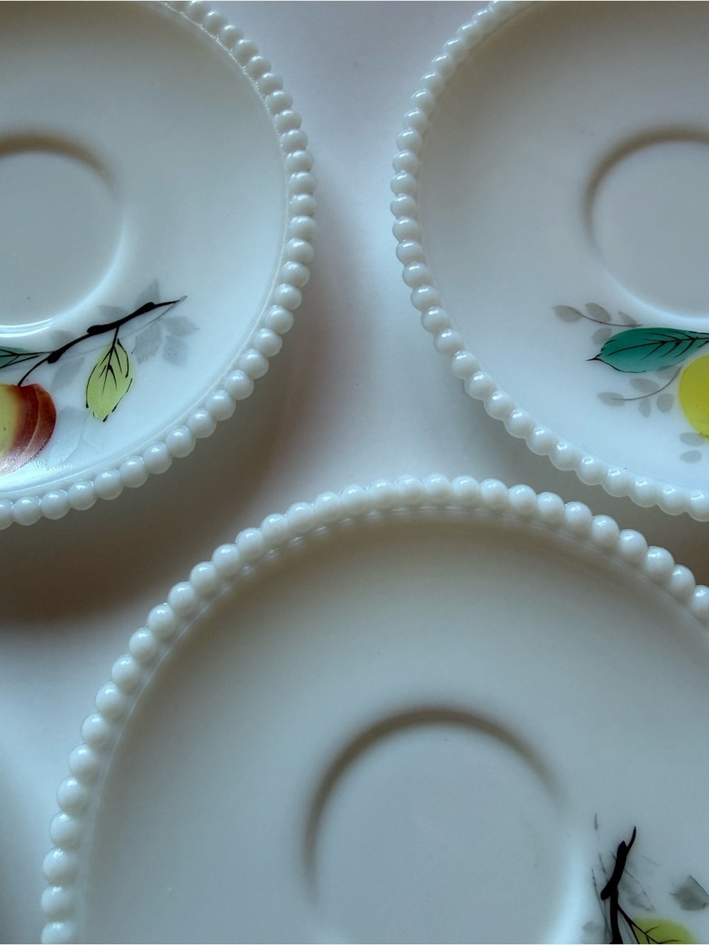 Vintage Milk Glass Beaded Rim Hand Painted Fruit Dessert Salad Plates Set of 4